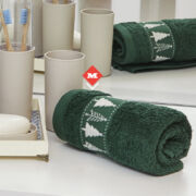 Toalla de manos con árboles