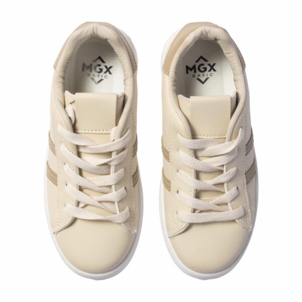 Zapato Deportivo Bajo Con Cordón Beige MGX BASIC - Imagen 2