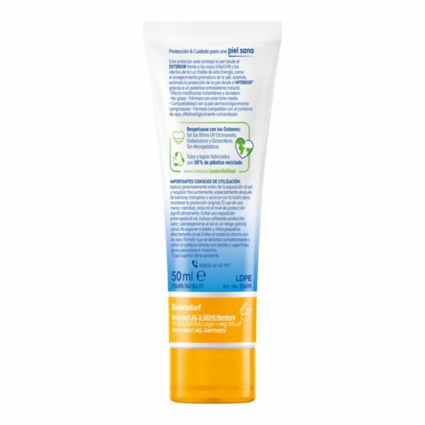 Protector Solar Facial Efecto Matificante Tono Medio Spf 50+ NIVEA 50 Ml - Imagen 2