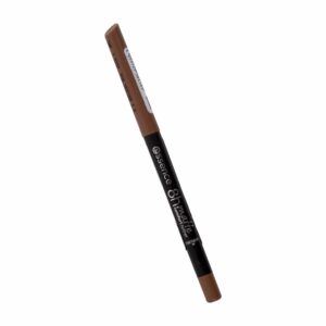 Lápiz De Labios 8h Matte Confort 01 ESSENCE 3 G