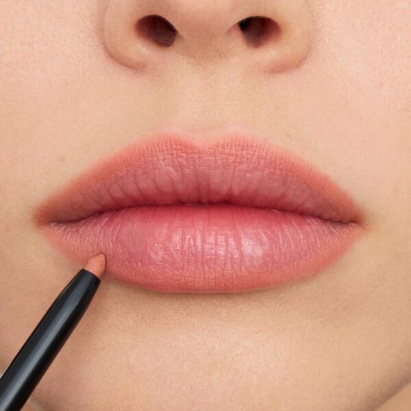 Lápiz De Labios 8h Matte Confort 03 ESSENCE 3 G - Imagen 4