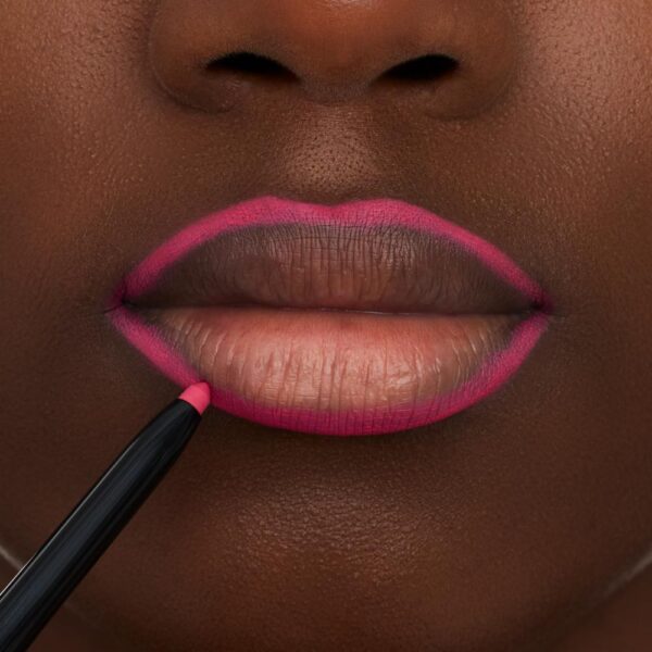Lápiz De Labios 8h Matte Confort 05 ESSENCE 3 G - Imagen 4