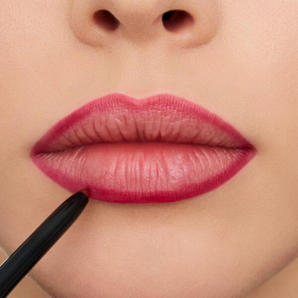 Lápiz De Labios 8h Matte Confort 08 ESSENCE 3 G - Imagen 2