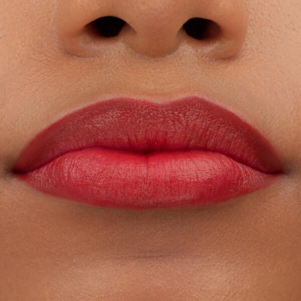 Relleno De Labios Hidratante Tinted  Kiss 107 ESSENCE 4 Ml - Imagen 6