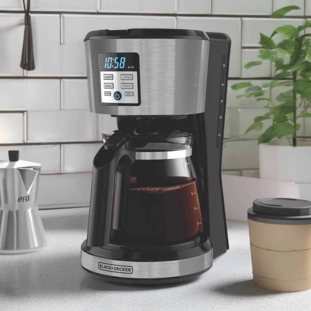 Cafetera Programable Con Filtro Y Jarra De Vidrio CM1331S-LA BLACK & DECKER 12 Tazas - Imagen 4