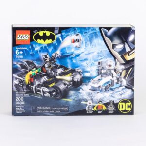 Bloques De Armar Batalla De Batimotos De Mr. Freeze LEGO SUPER HERO 200 Piezas