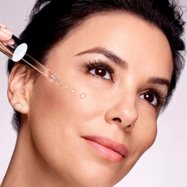 Sérum Facial Rellenador Con Ácido Hialurónico Revitalift L´ORÉAL 30 Ml - Imagen 6