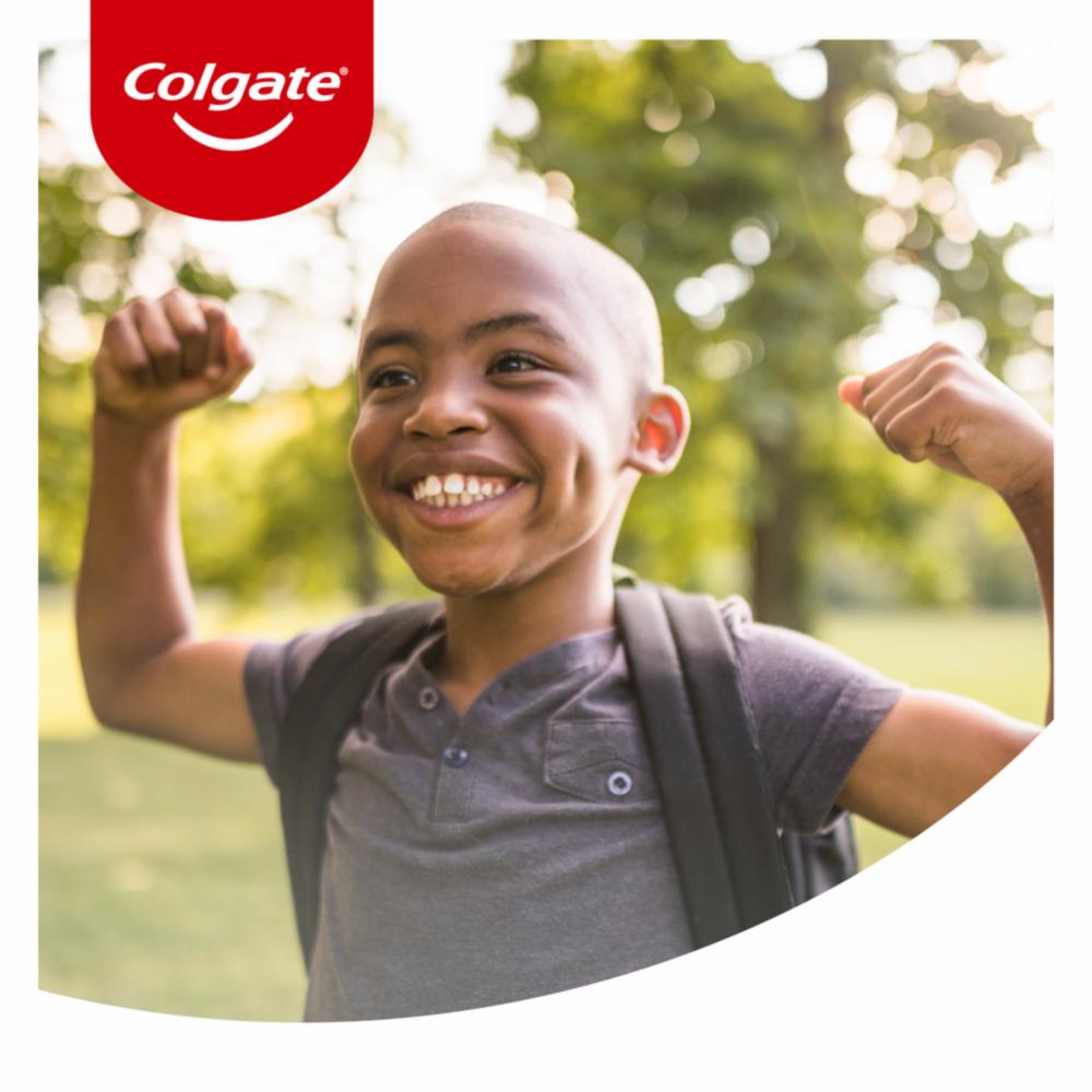 Cepillo Dental Infantil Smiles Extra Suave Barbie/Minions COLGATE Suave - Imagen 6