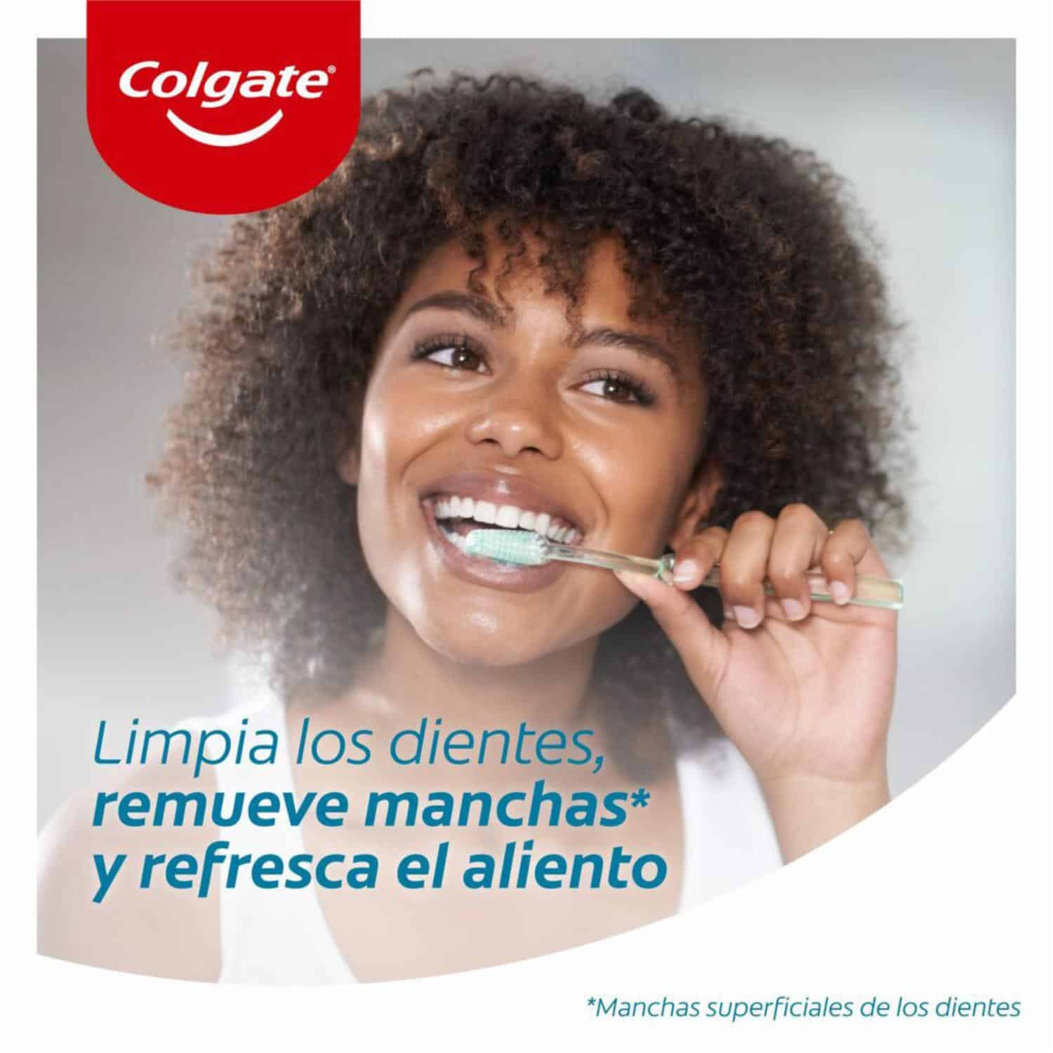 Cepillo Dental Triple Acción Blancura COLGATE Medio - Imagen 4