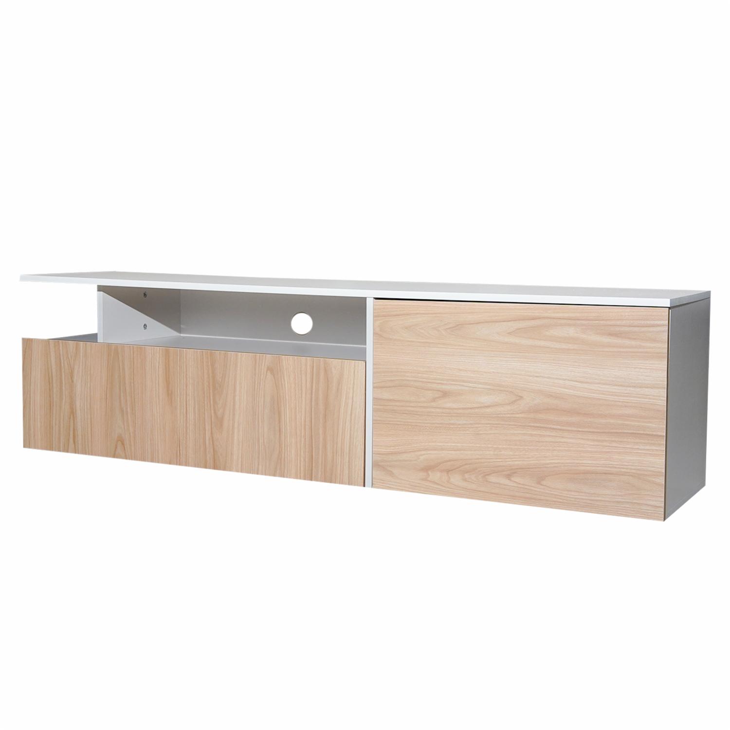 Rack De Tv Modelo Selma Fresno RTA Tablero Aglomerado de 15 mm