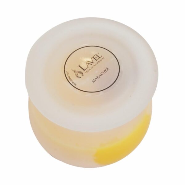 Vela Vaso Bombonera Gj9 Maracuya LAVEL 8,5 X 9,5 CM - Imagen 2