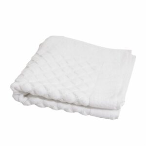 Pie De Baño Diseño Rombos Blanco SPRINGFIELD 6o X 50 Cm