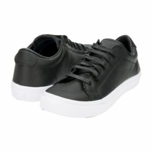 Zapato Urbano Negro Con Cordón VENUS