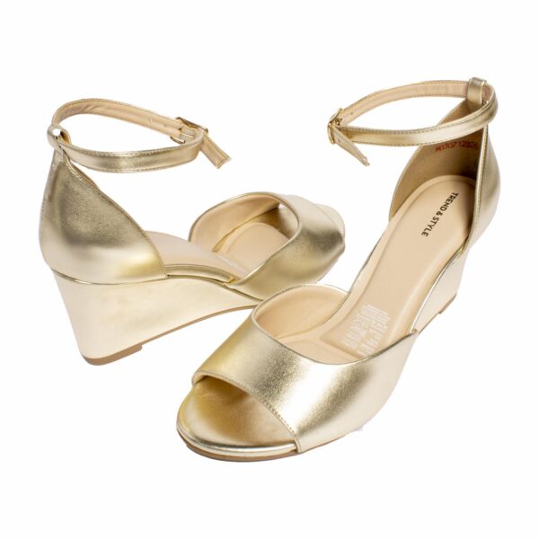 Sandalias Taco Magnolia Tira Ancha Con Correa TREND & STYLE
