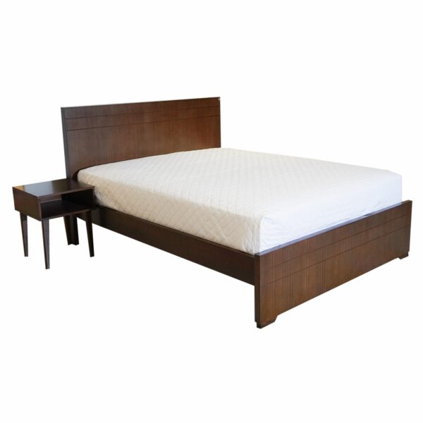 Juego De Dormitorio Cama Queen + 2 Veladores VITEFAMA 2 Plazas Y 1/2 - Imagen 2