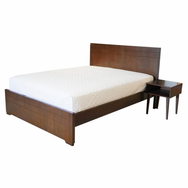 Juego De Dormitorio Cama Queen + 2 Veladores VITEFAMA 2 Plazas Y 1/2 - Imagen 3