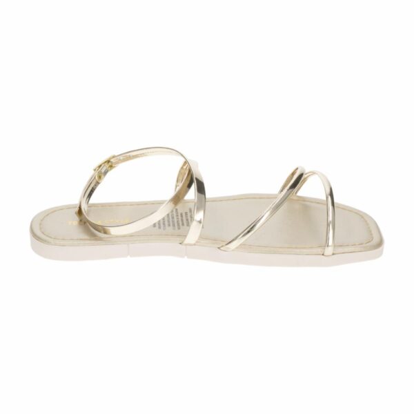 Sandalia Flat Correa Dorada TREND & STYLE - Imagen 4