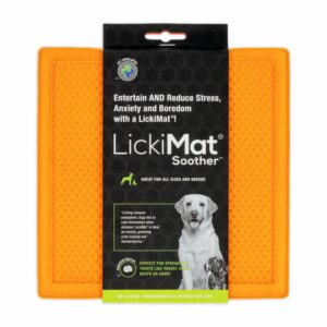 Tapete De Mascota Para Untar Comida Color Naranja LICKIMAT Mediano