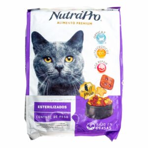 Alimento Para Gatos Adultos NUTRAPRO 7.5 G