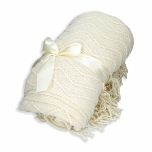 Manta Relieve Triángulos Beige FREE HOME 127 X 152 Cm