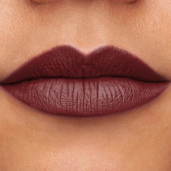 Labial Líquido Colorissimo Tono Arándano VOGUE - Imagen 4