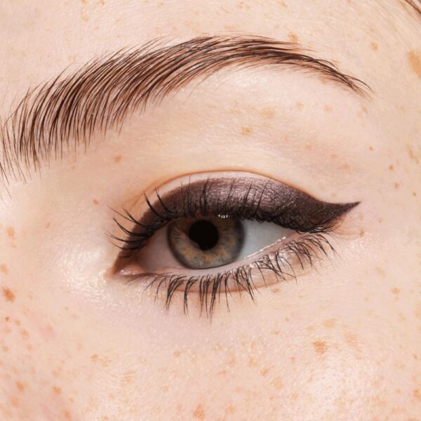 Delineador De Ojos En Lápiz 20H Ultra Precision Waterproof CATRICE - Imagen 2