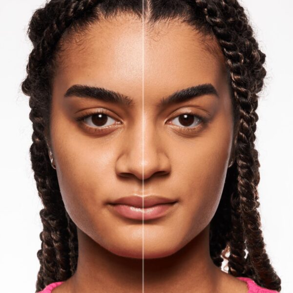 Base De Maquillaje Natural Matte Mousse Foundation ESSENCE - Imagen 4