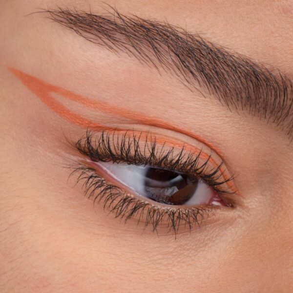 Delineador De Ojos Líquido Calligraph Artist Matte CATRICE - Imagen 4