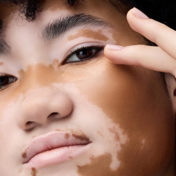 Corrector De Ojeras Under Eye Brightenner Instant Awake CATRICE - Imagen 3