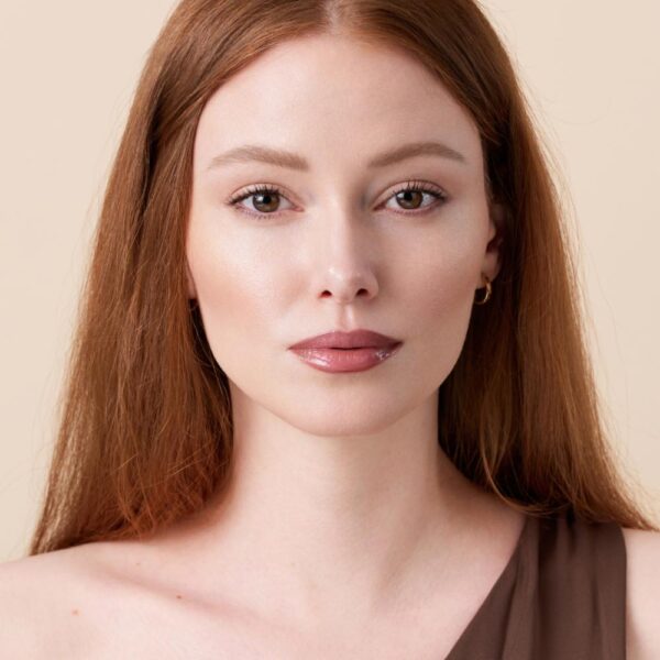 Primer Soft Glam Filter Fluid Glow Booster CATRICE - Imagen 3