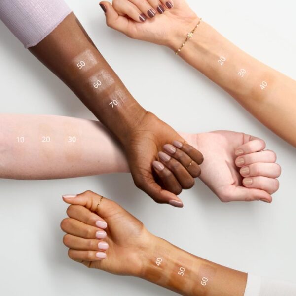 Primer Iluminador Magic Filter Glow Boo ESSENCE - Imagen 2