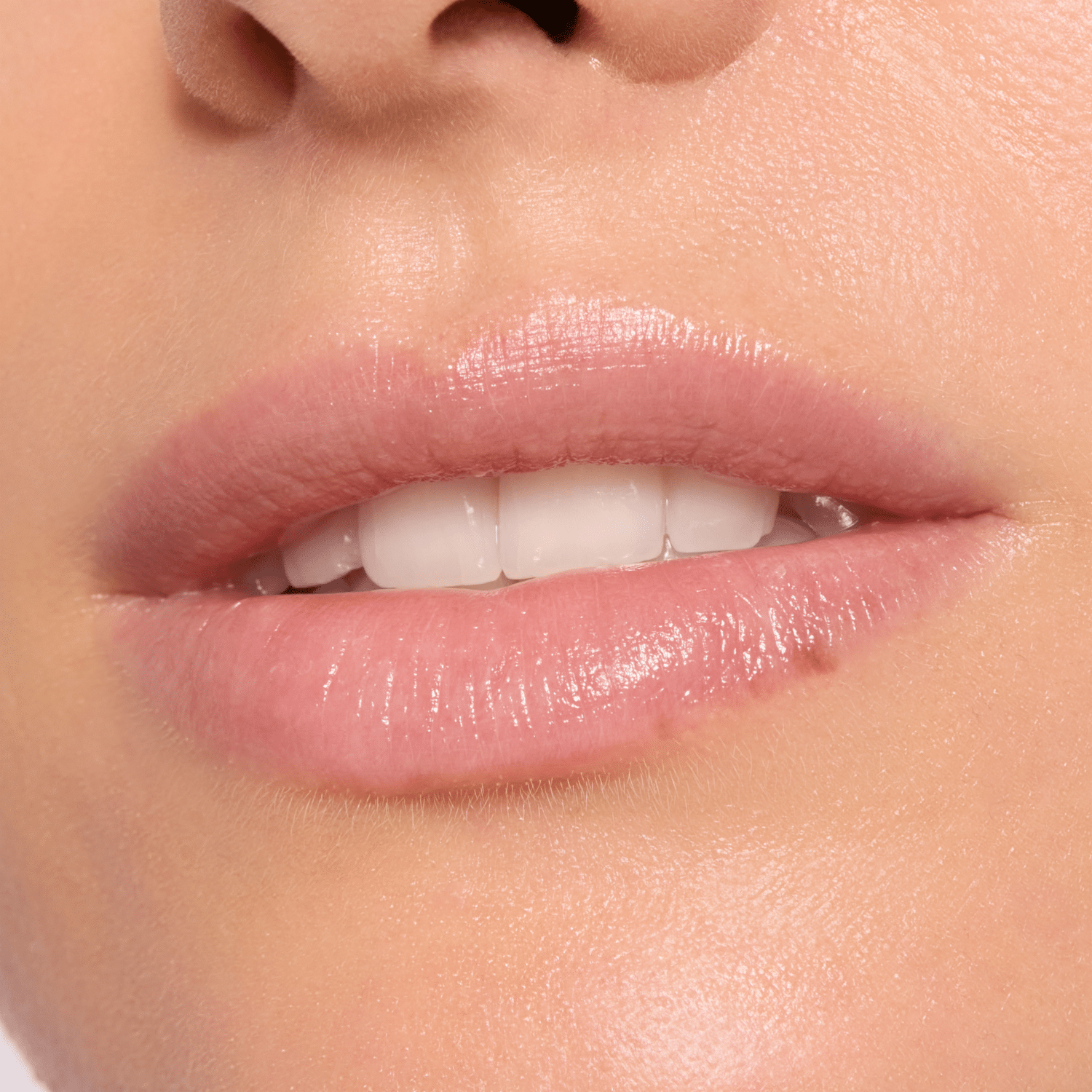 Bálsamo Labial Care In Colours CATRICE