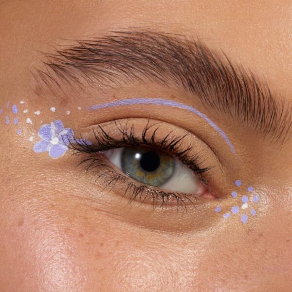 Delineador De Ojos Líquido Colour It! ESSENCE - Imagen 6