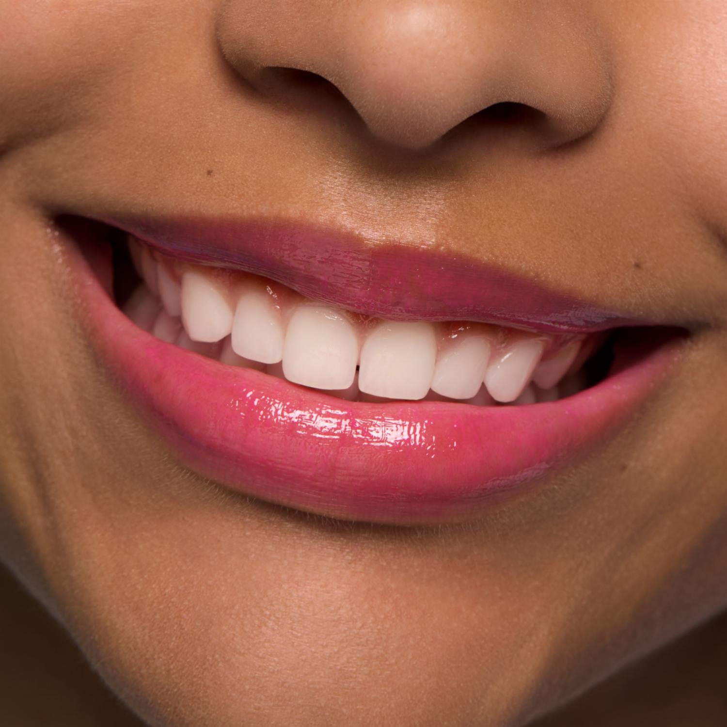 Bálsamo Labial Juicy Bomb Glossy Butter ESSENCE - Imagen 10