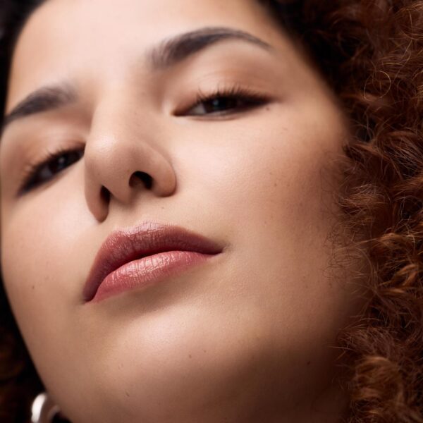 Brillo Labial Melt & Plump Juicy Plumper CATRICE - Imagen 7