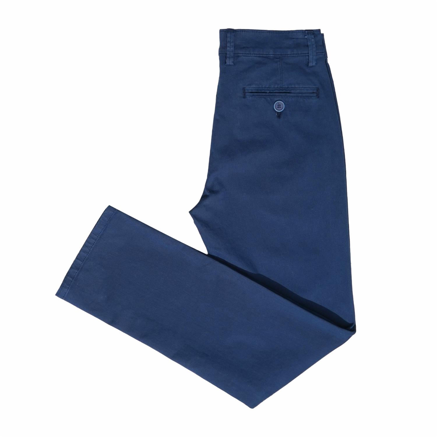 Pantalón Regular Gabardina Tipo Chino MGX BASIC - Imagen 2
