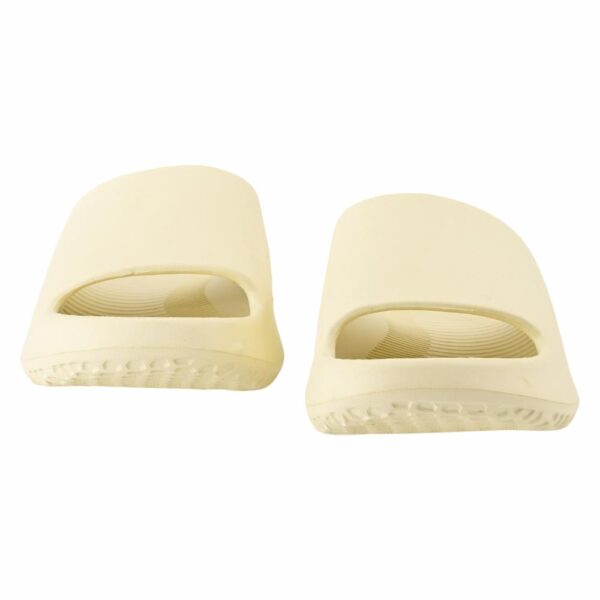 Sandalias De Playa MGX BASIC - Imagen 2